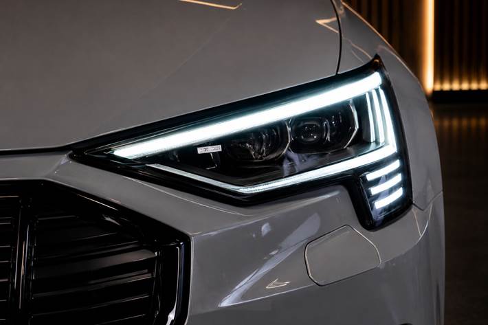 Sort Audi e-tron fra 2021