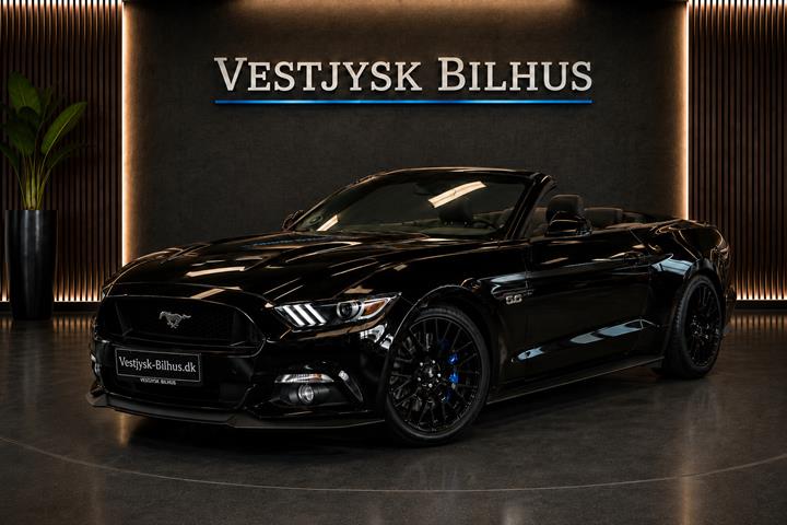 undefined Ford Mustang fra 2016 set udefra
