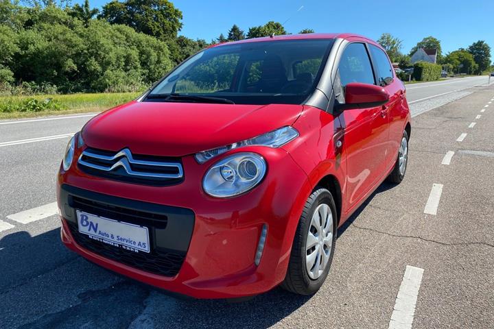 Rød Citroën C1 fra 2019 set udefra