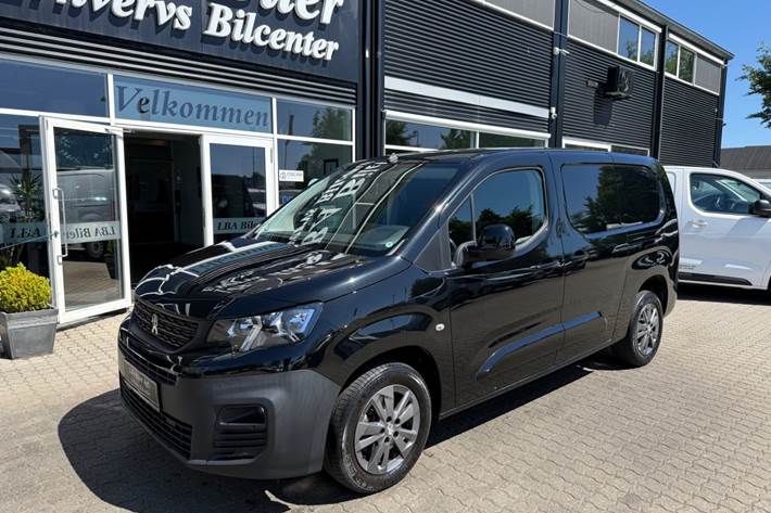 Sort Peugeot Partner fra 2022
