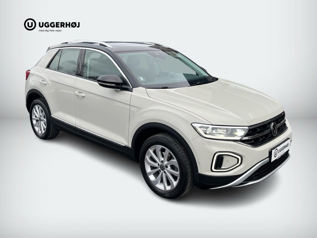 Grå VW T-Roc fra 2023