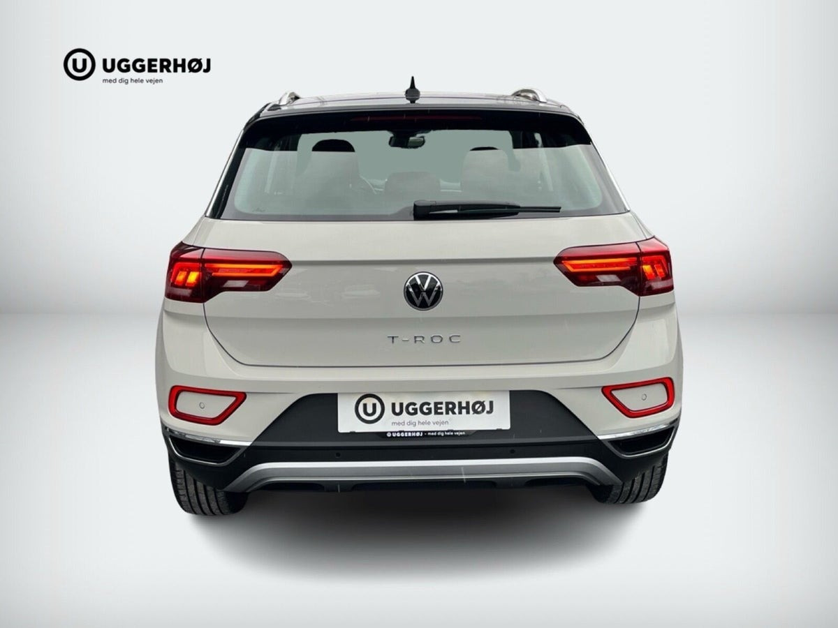 Grå VW T-Roc fra 2023