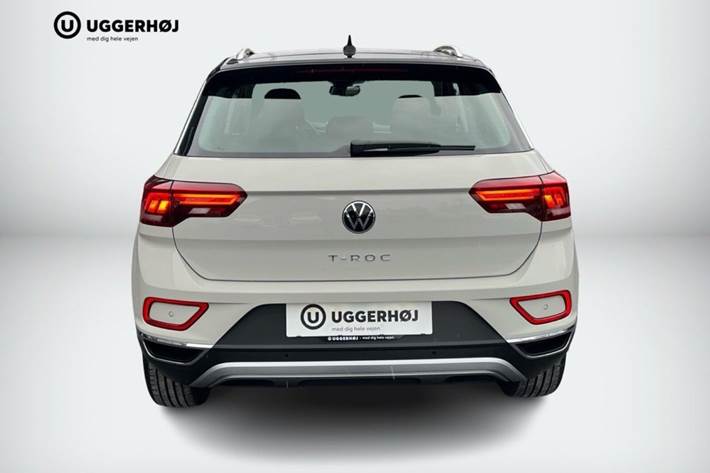 Grå VW T-Roc fra 2023