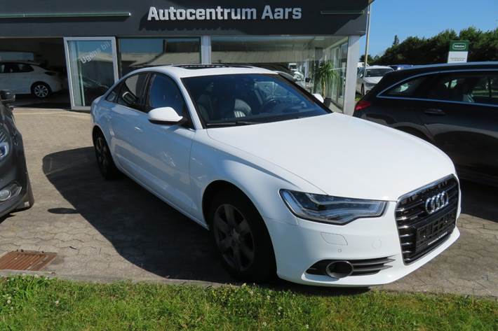 Hvid Audi A6 fra 2014