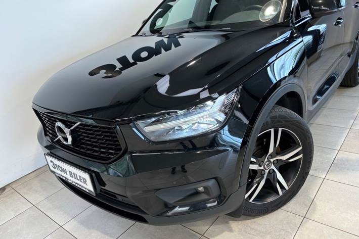 Sort Volvo XC40 fra 2020