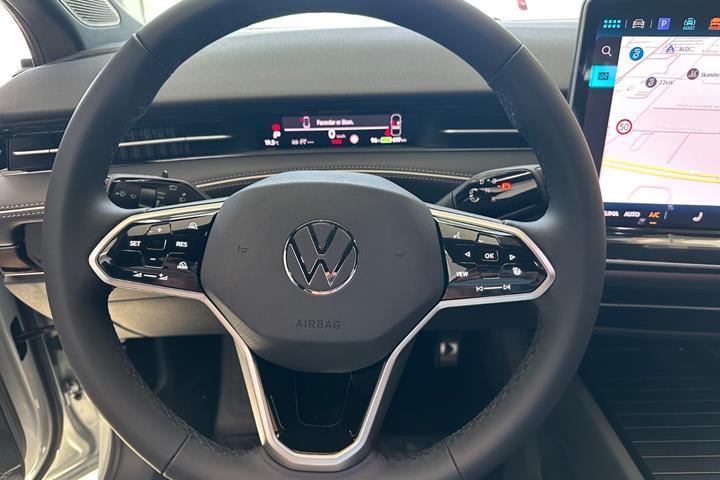 Sølv VW ID.7 fra 2026