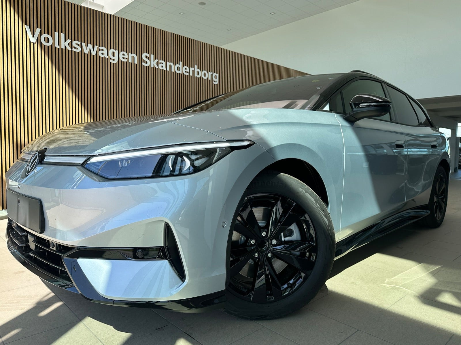 Sølv VW ID.7 fra 2026