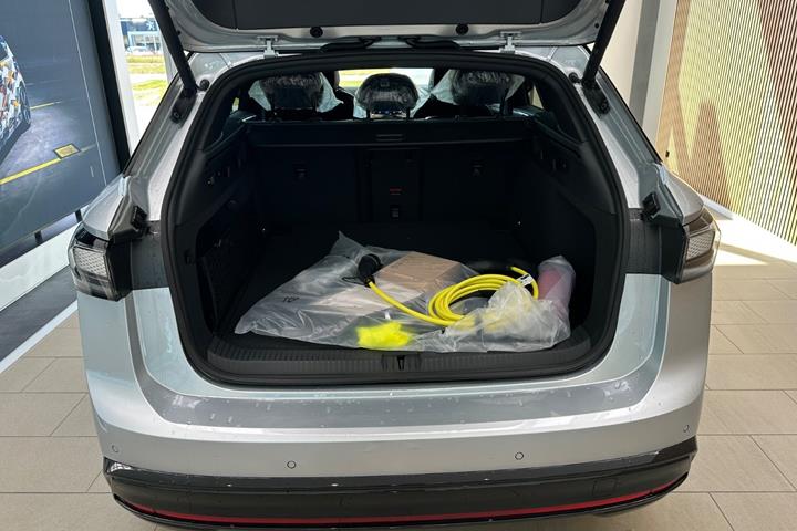 Sølv VW ID.7 fra 2026