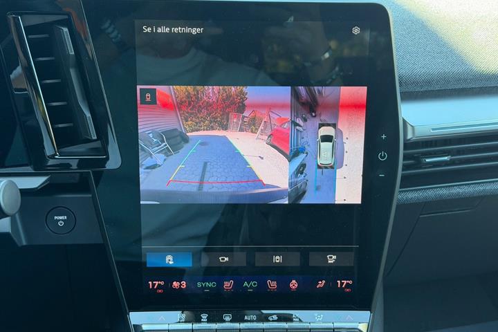 Grå Renault Scenic E-Tech fra 2024