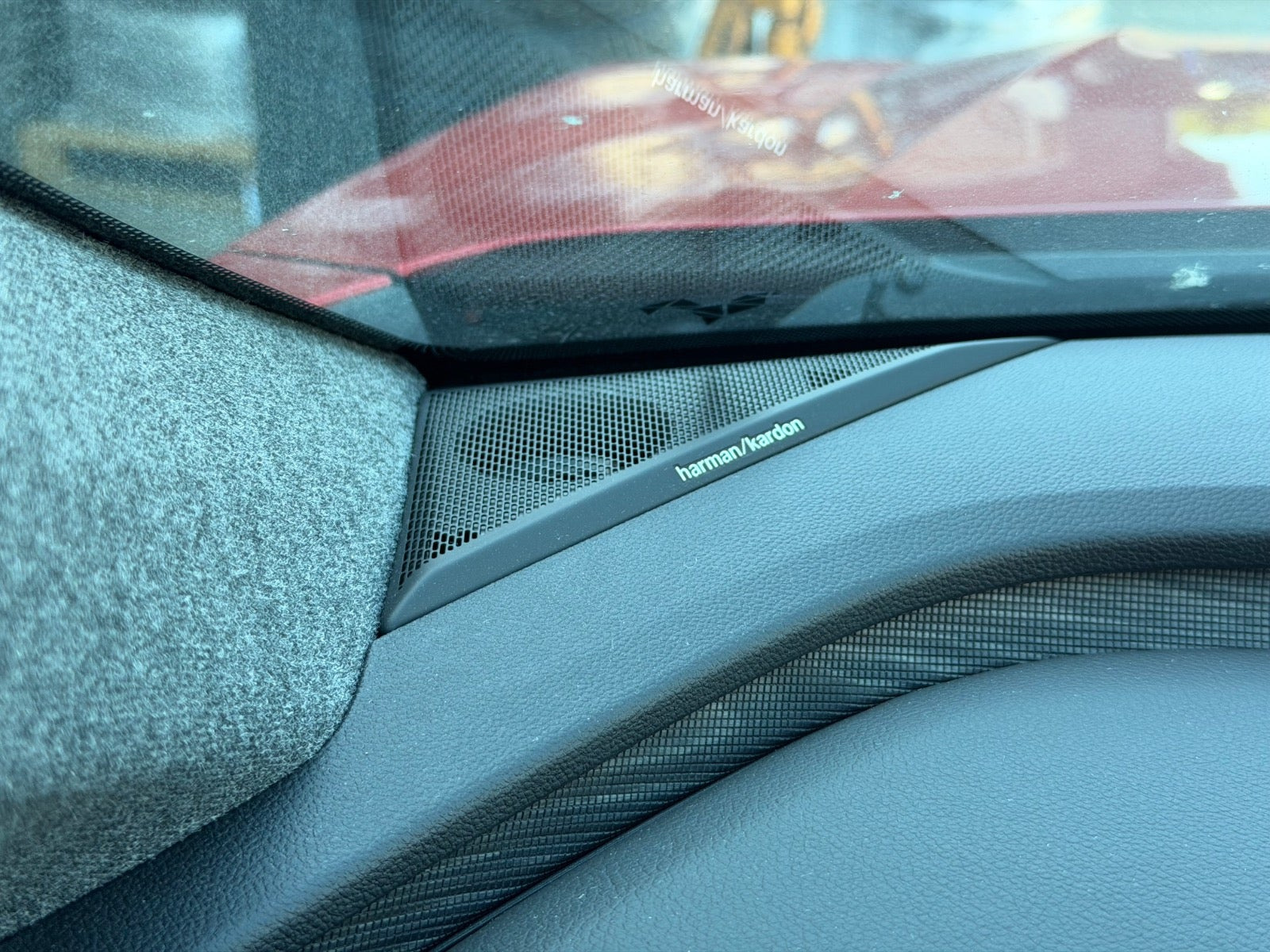 Rød Renault Scenic E-Tech fra 2024