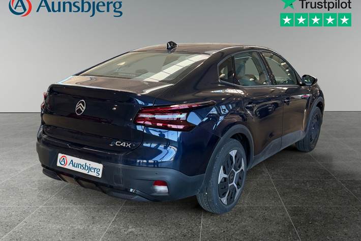 Blå Citroën ë-C4 X fra 2025