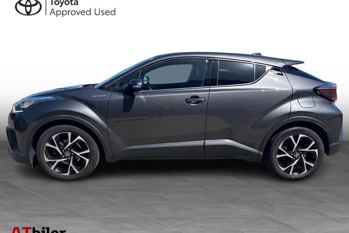 Sort Toyota C-HR fra 2019