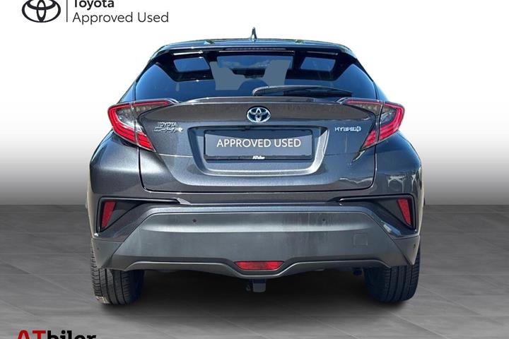 Sort Toyota C-HR fra 2019