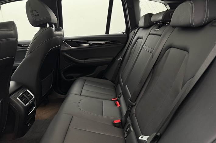undefined BMW iX3 fra 2023