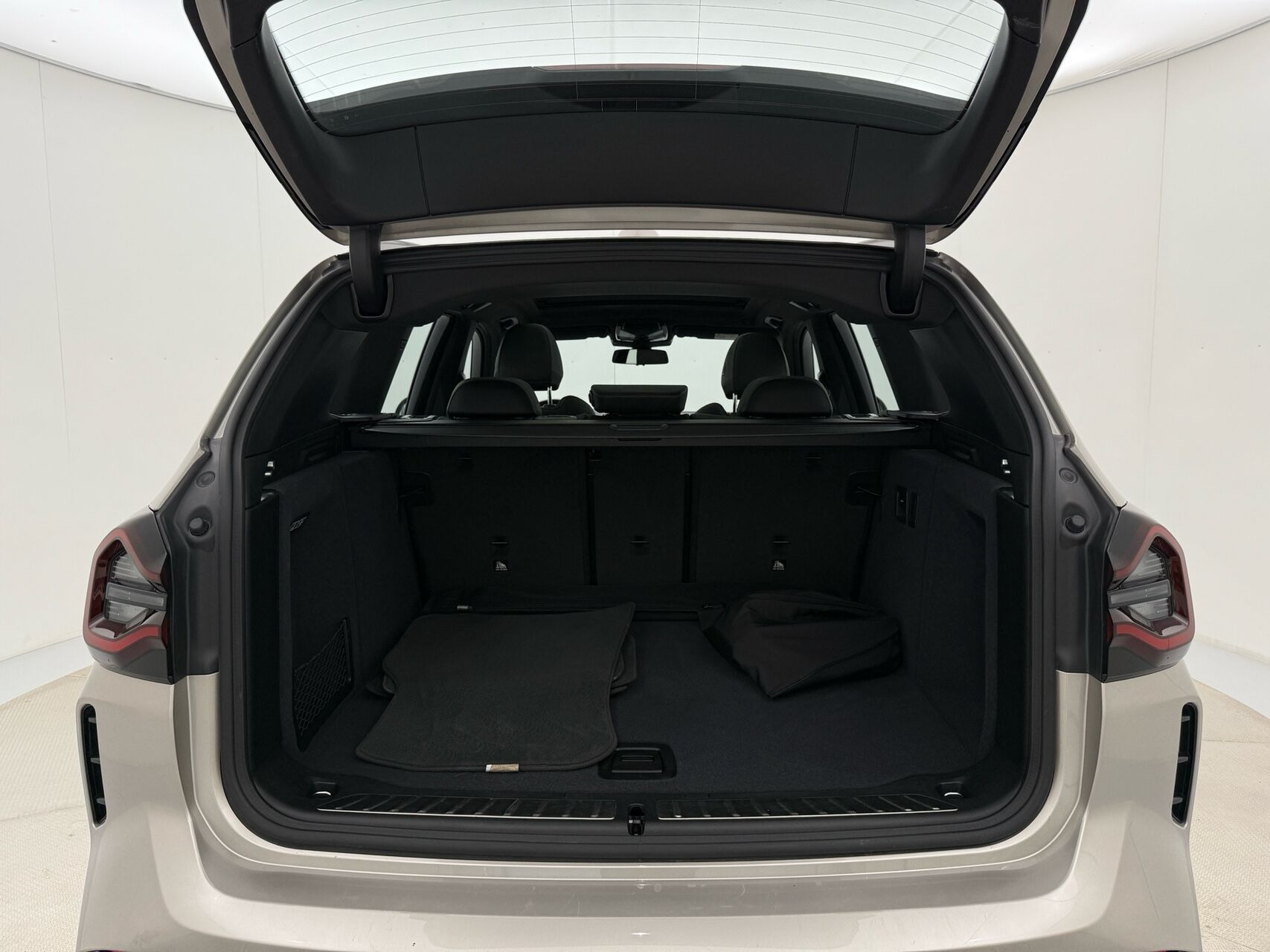 undefined BMW iX3 fra 2023