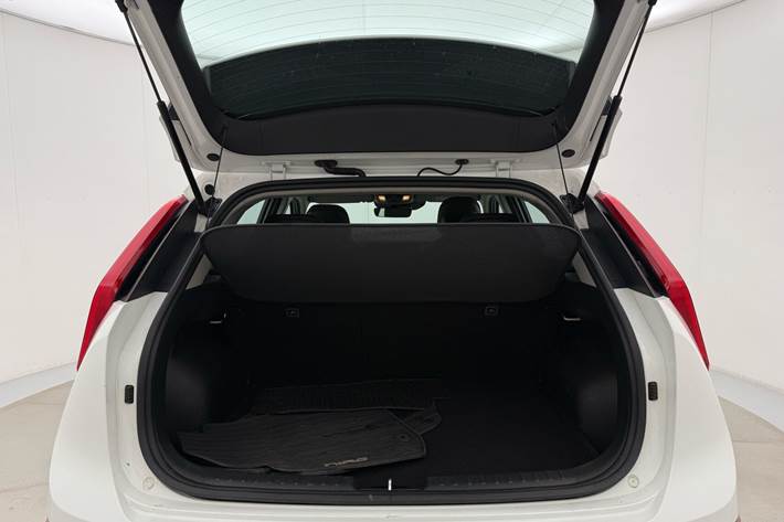 Hvid Kia Niro EV fra 2024