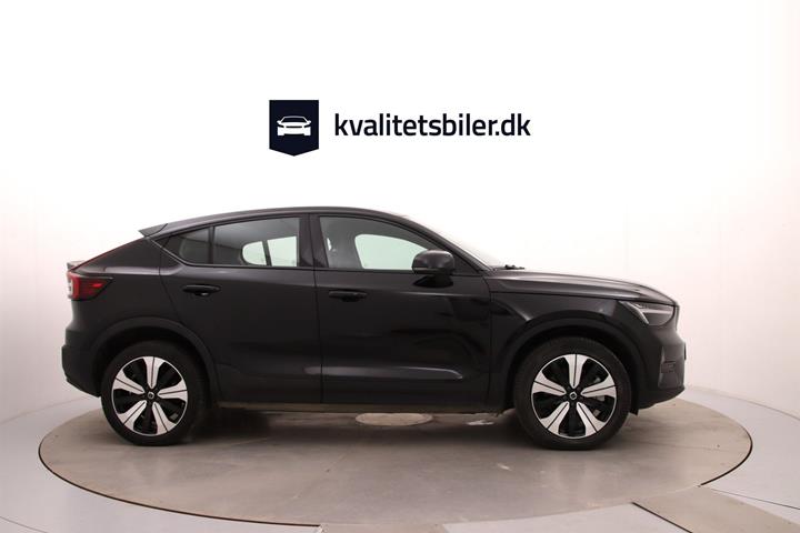 Sort Volvo C40 fra 2022