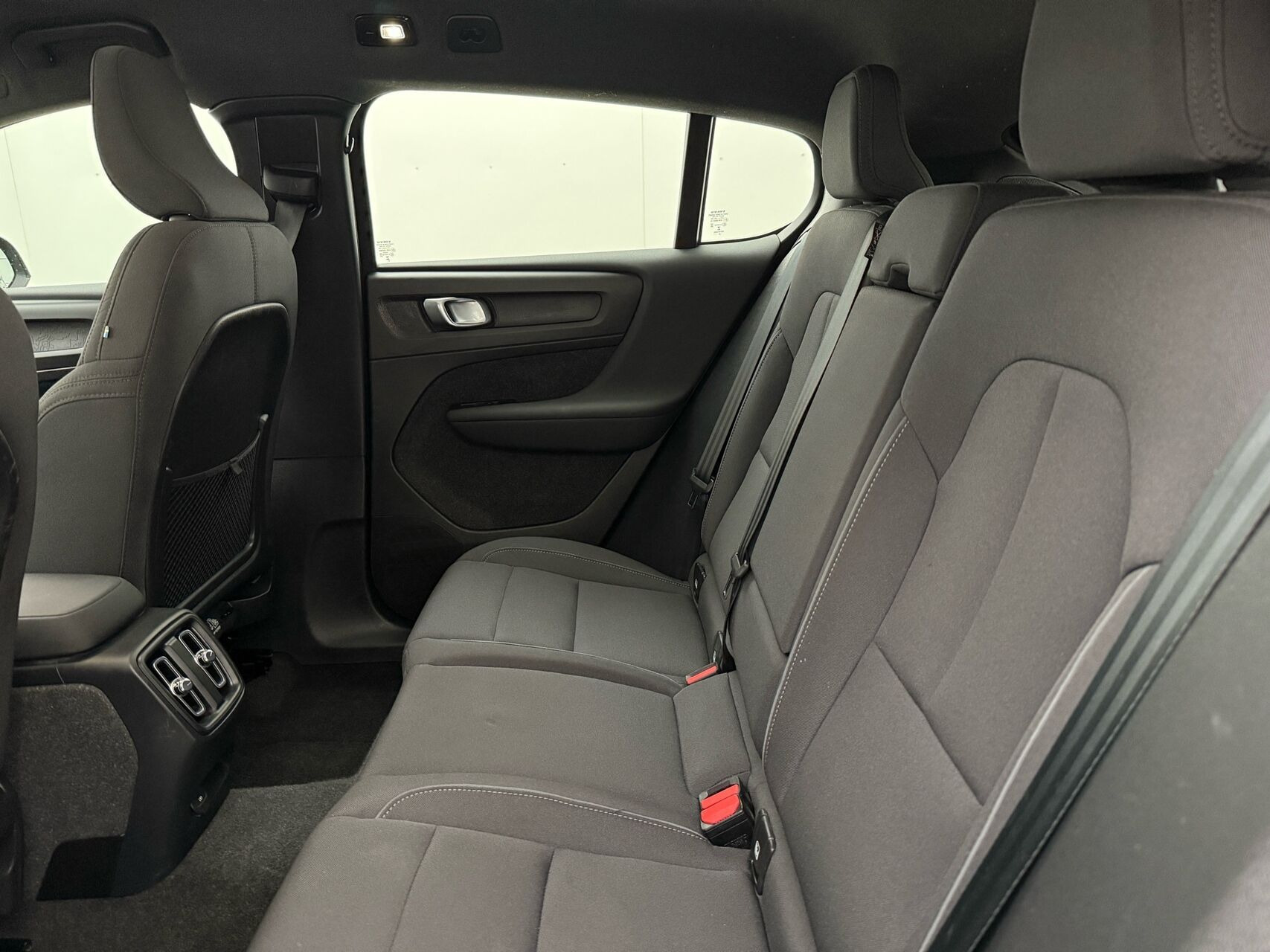 Sort Volvo C40 fra 2022