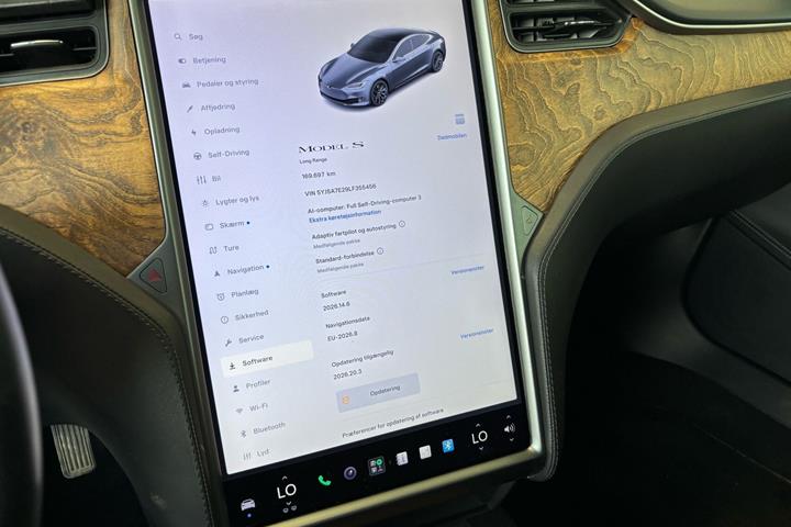 Grå Tesla Model S fra 2019