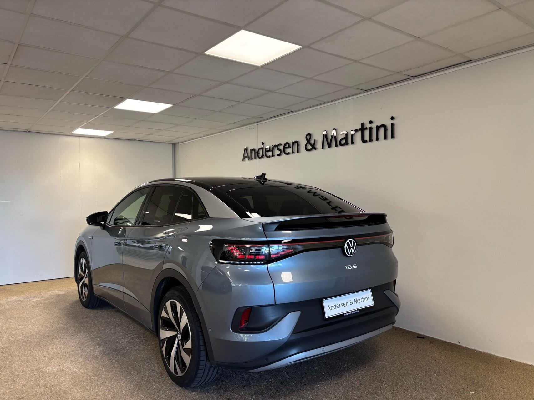 Blå VW ID.5 fra 2022