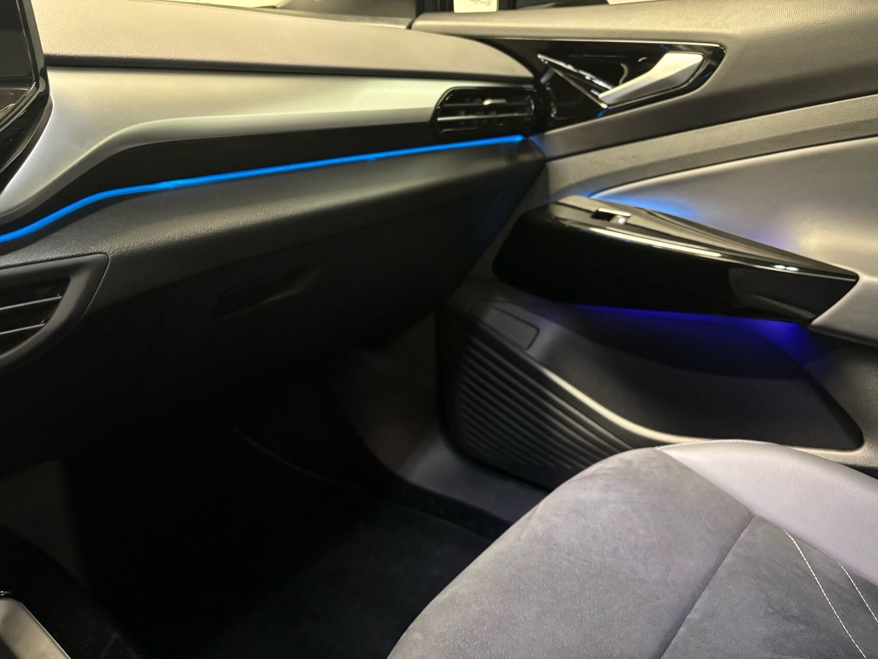 Blå VW ID.5 fra 2022