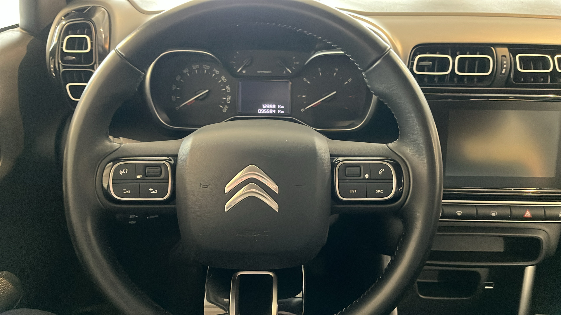 Hvid Citroën C3 Aircross fra 2020