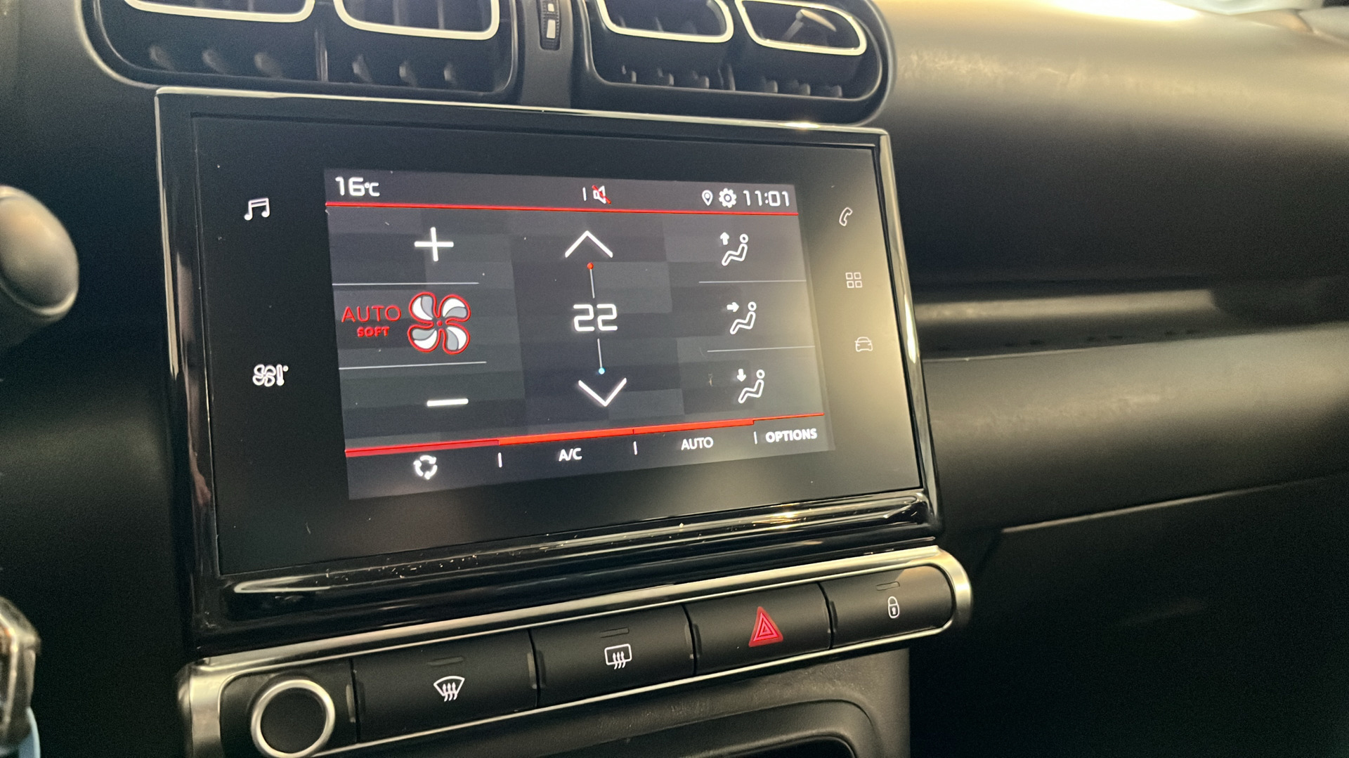 Hvid Citroën C3 Aircross fra 2020