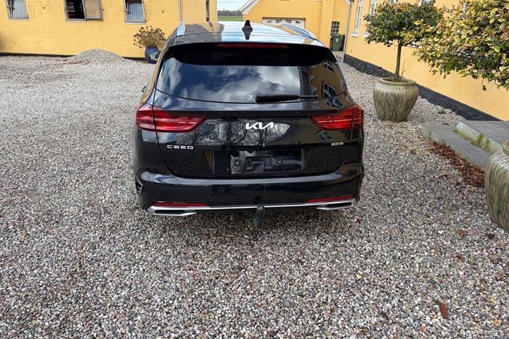 Sort Kia Ceed fra 2022