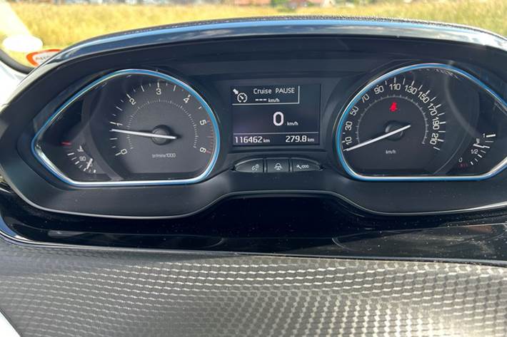undefined Peugeot 2008 fra 2018