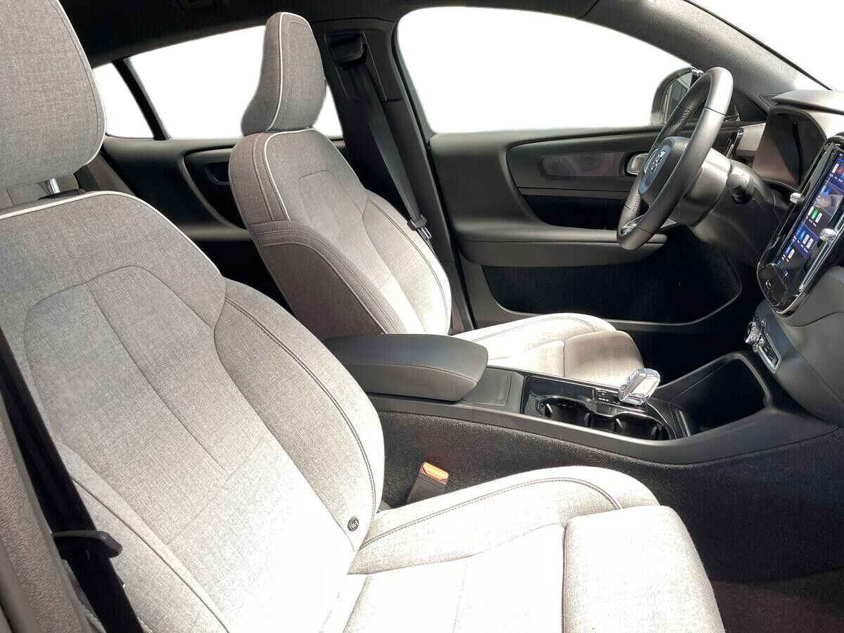 Sort Volvo C40 fra 2023