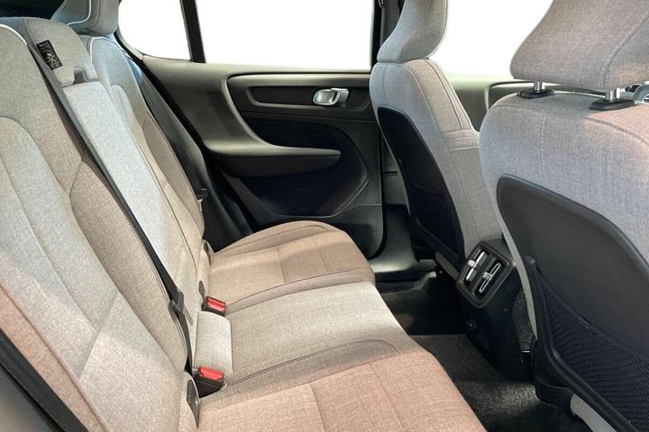 Sort Volvo C40 fra 2023