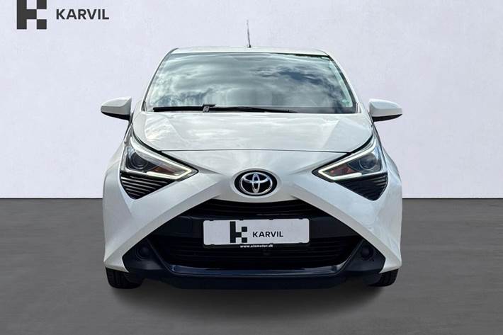 Hvid Toyota Aygo fra 2019