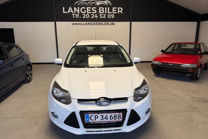 Hvid Ford Focus fra 2014