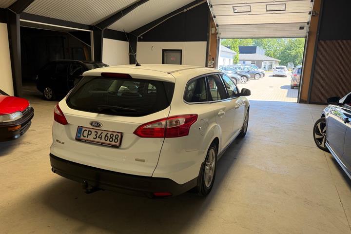 Hvid Ford Focus fra 2014