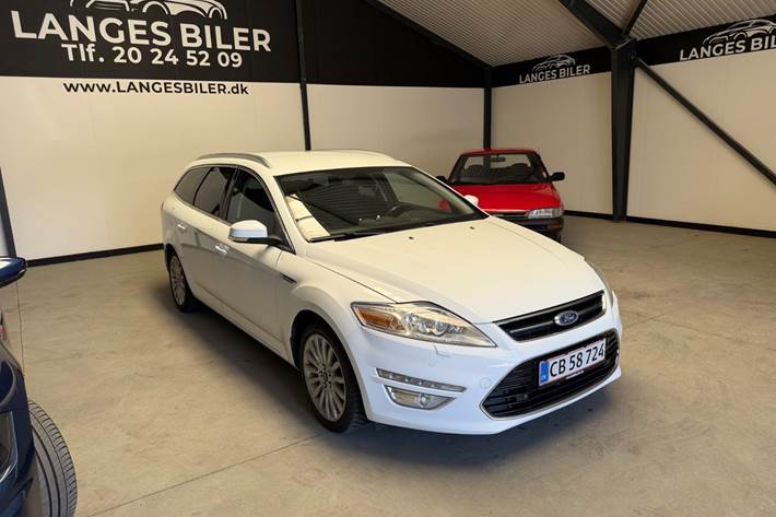 Hvid Ford Mondeo fra 2013