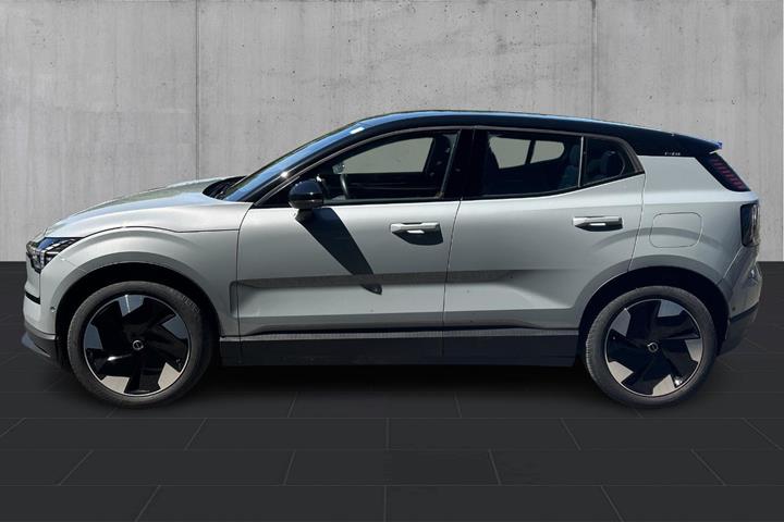 Grå Volvo EX30 fra 2025