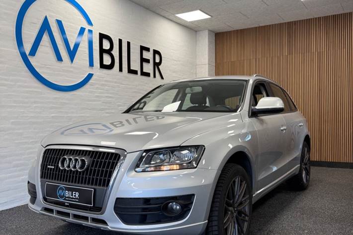 Sølv Audi Q5 fra 2010