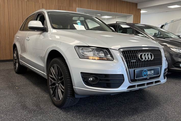 Sølv Audi Q5 fra 2010