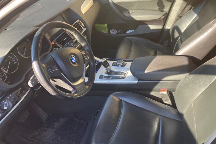 Sort BMW X3 fra 2016