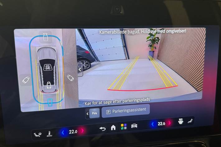 Grå Mercedes GLB250+ fra 2026