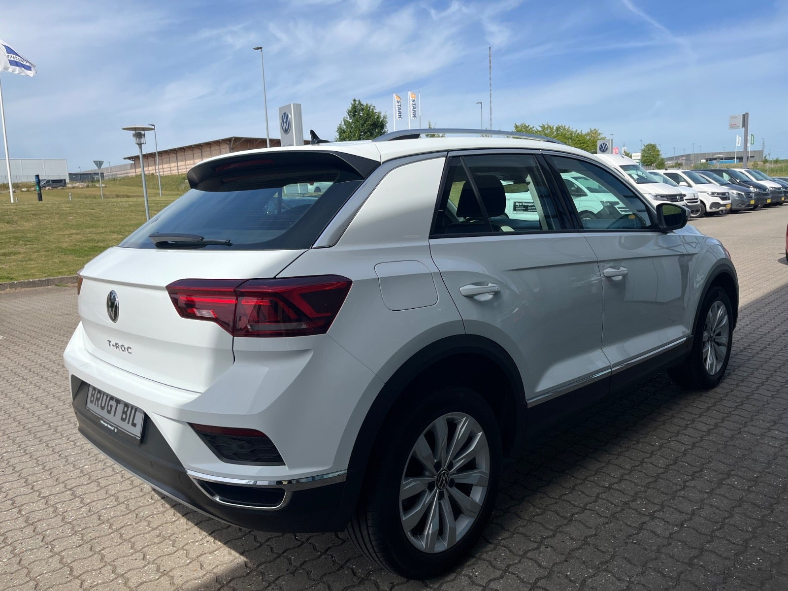 Hvid VW T-Roc fra 2022