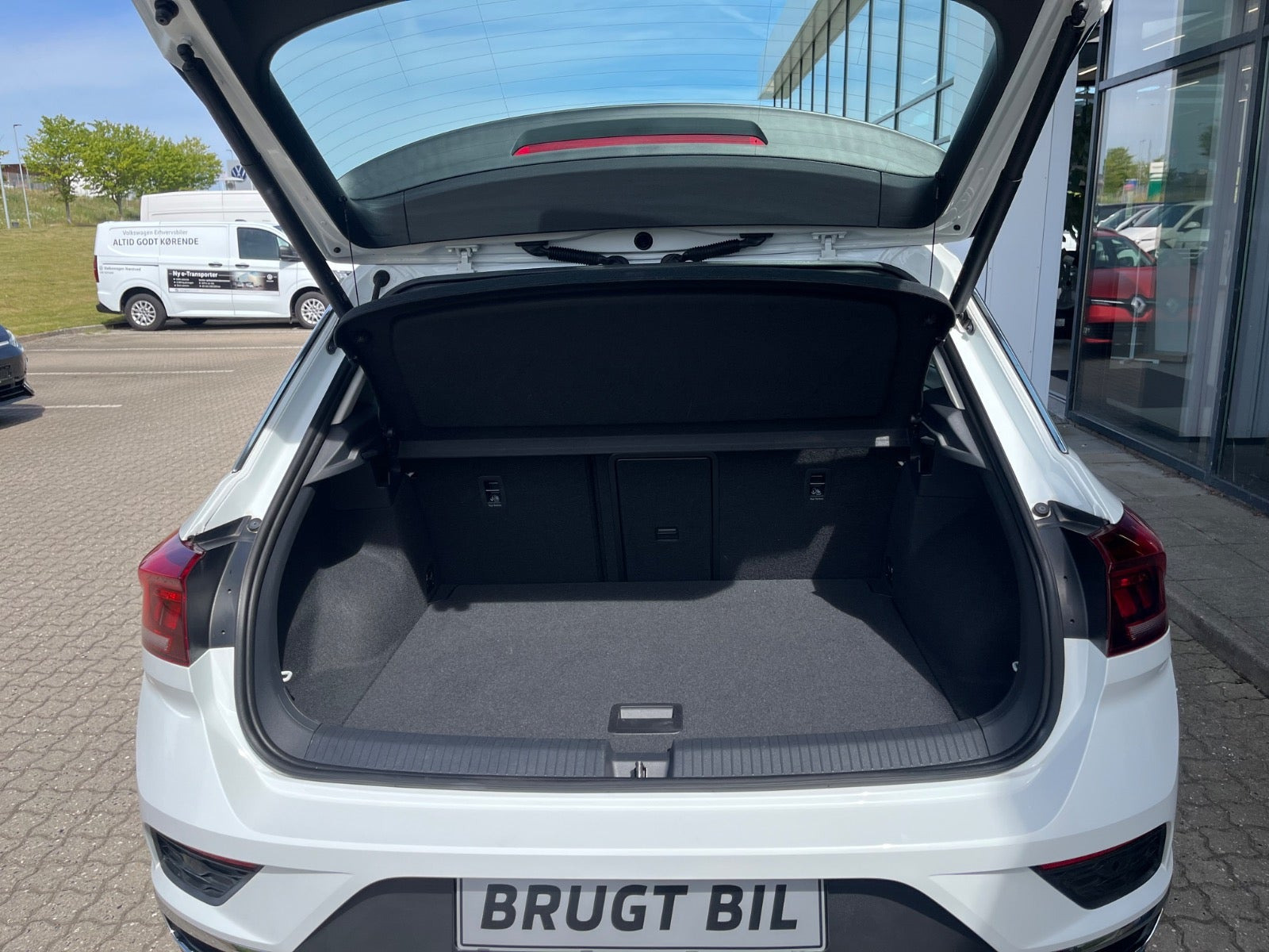 Hvid VW T-Roc fra 2022