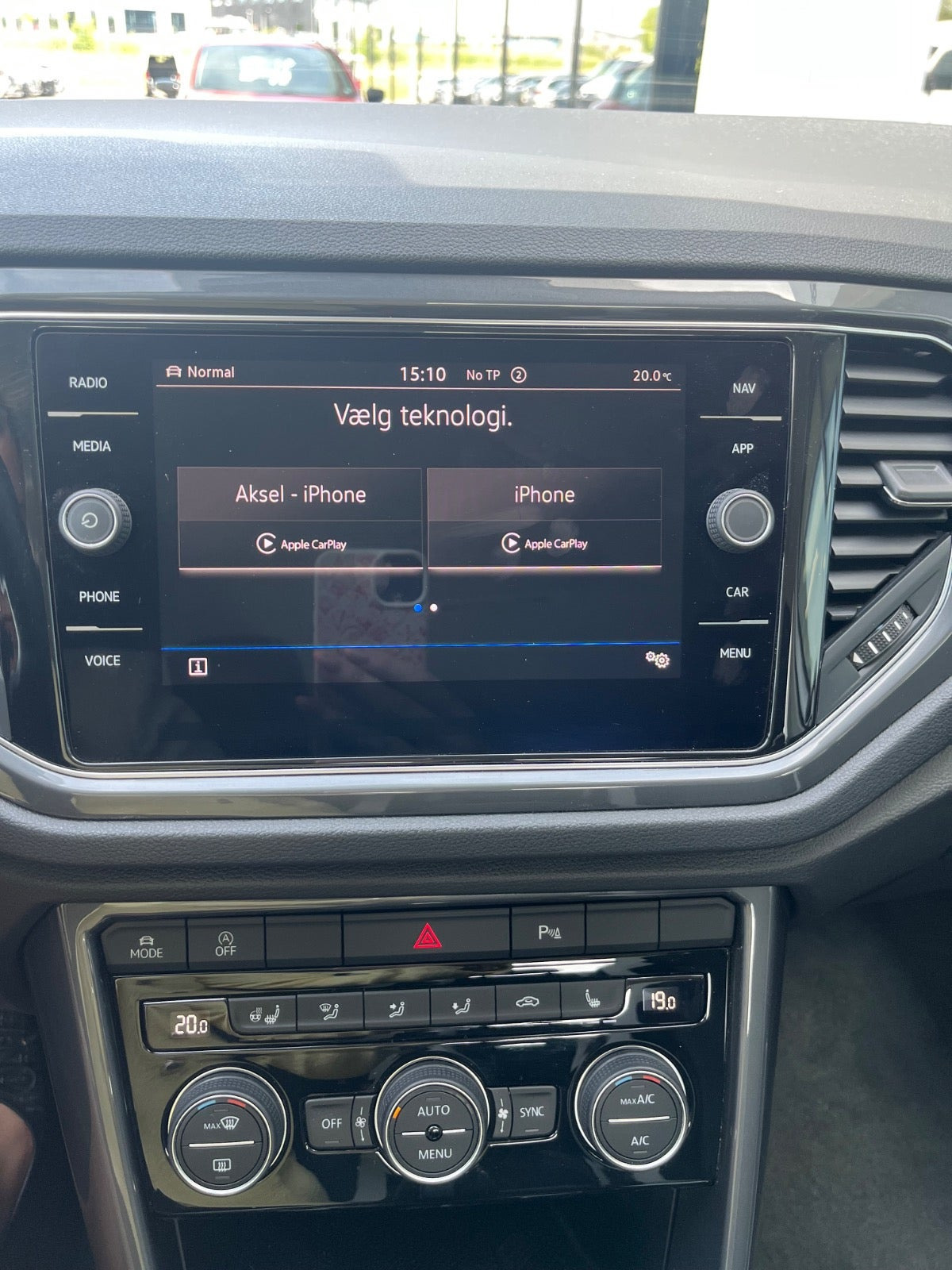 Hvid VW T-Roc fra 2022