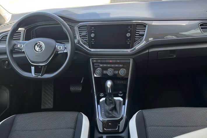 Hvid VW T-Roc fra 2022