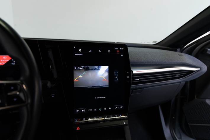 Grå Renault Megane E-Tech fra 2023