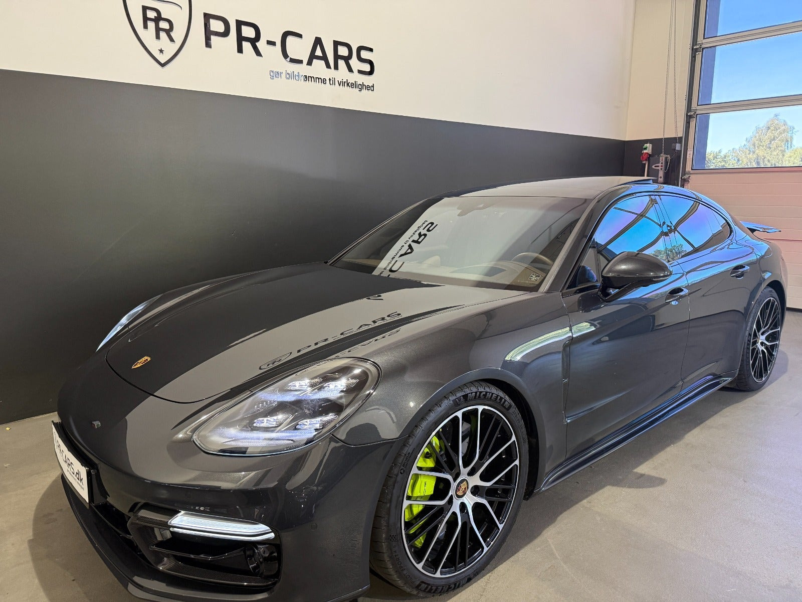undefined Porsche Panamera Turbo S fra 2021
