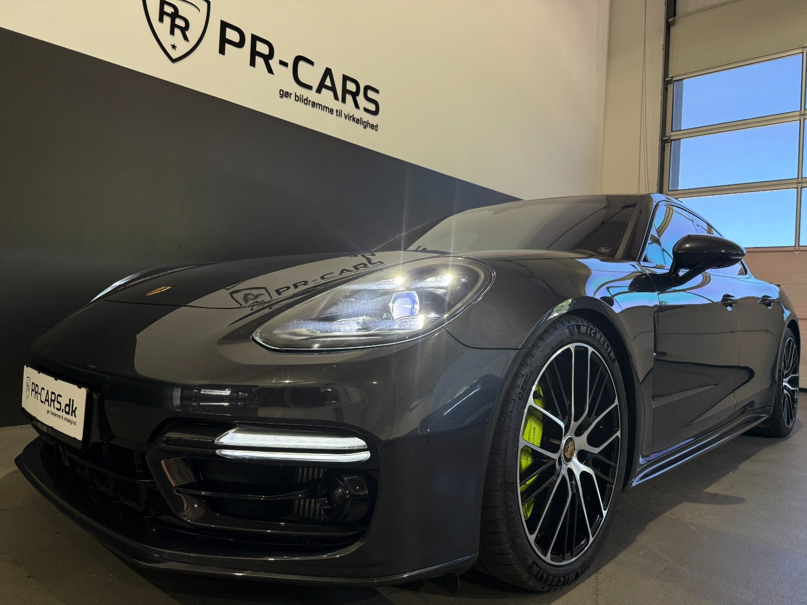 undefined Porsche Panamera Turbo S fra 2021