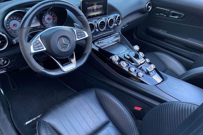 Hvid Mercedes AMG GT C fra 2018