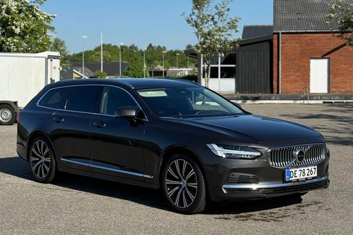 Sort Volvo V90 fra 2021
