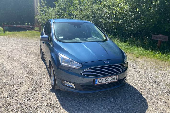 Blå Ford C-MAX fra 2018